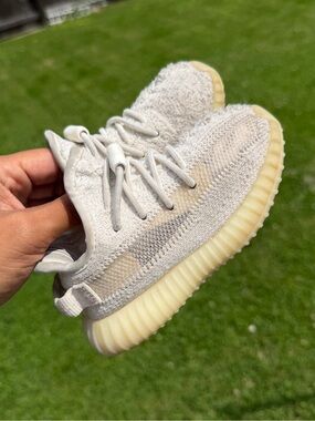 infant-sized Adidas Yeezy Boost 350 V2 sneakers